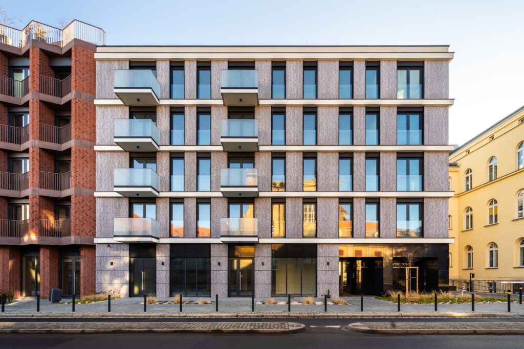 Nowoczesny apartamentowiec we Wrocławiu - fotografia architektury i inwestycji deweloperskich Wrocław